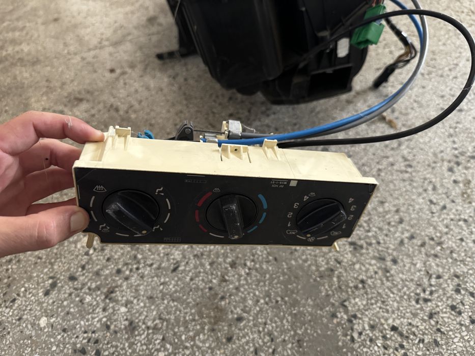 Парно/Климатик Пежо Партнер 1.6 HDi 2008 г.