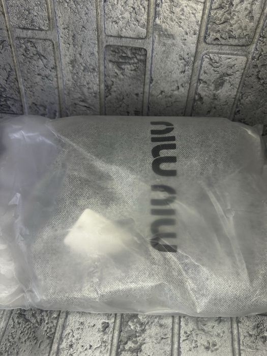 geanta miu miu