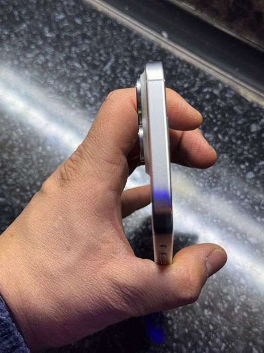 Продаю iPhone 16 Pro Max (256 gb)