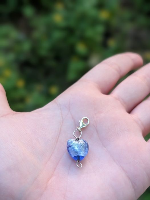 Vechi charm pandantiv argint 925, in forma de inima, din sticla de Murano, albastru deschis