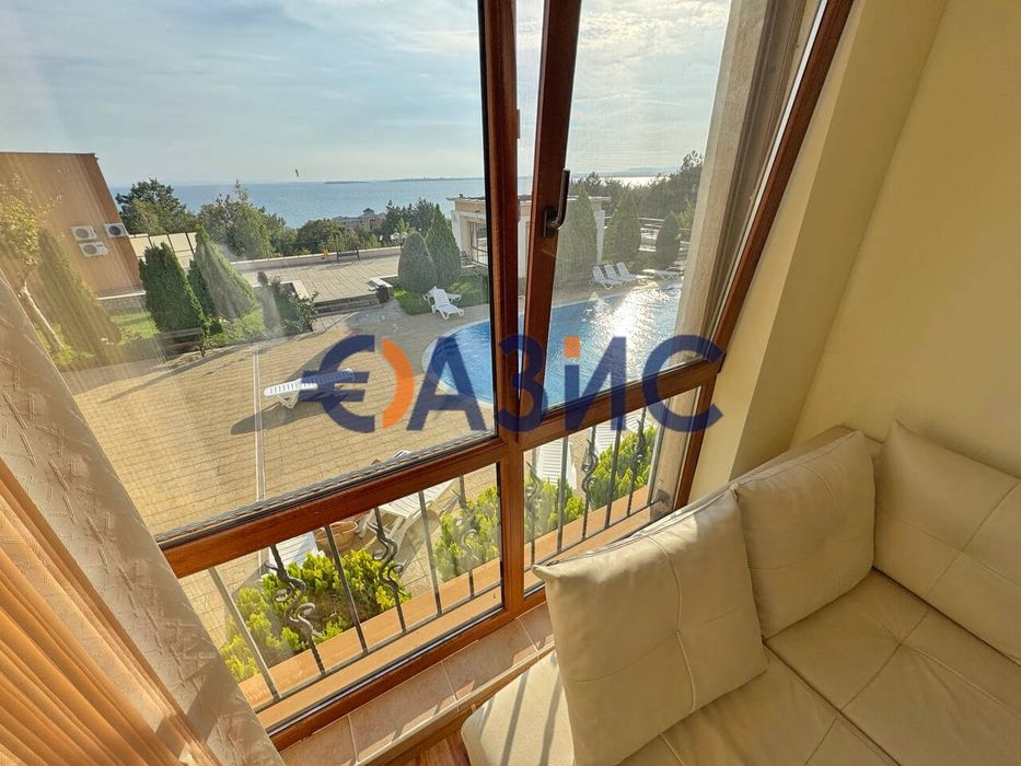 Продава се Тристаен апартамент в Свети Влас - 77 кв.м за 1884 €/кв.м - Снимка #3