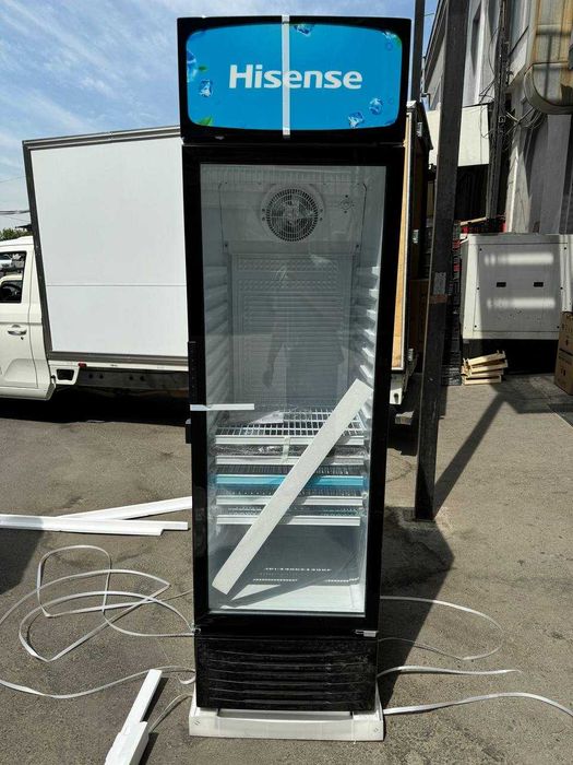 Витринный холодильник Hisense FL50FC 382 литра