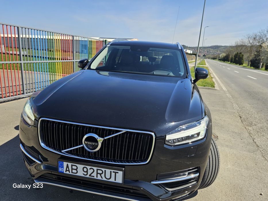 Vând  Volvo  XC 90 euro 6 225 cp 4x4