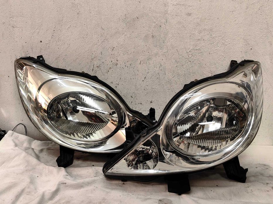 Оригинални фарове Пежо 107  Peugeot 107