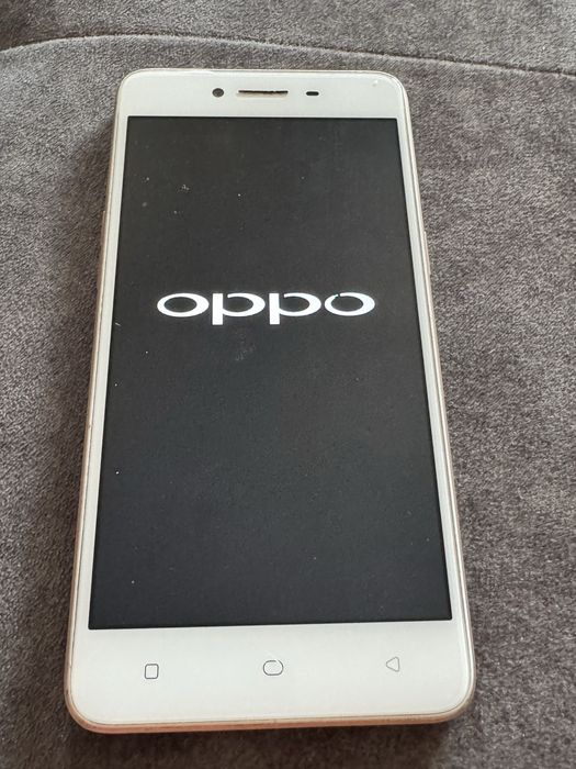 Телефон OPPO A37F