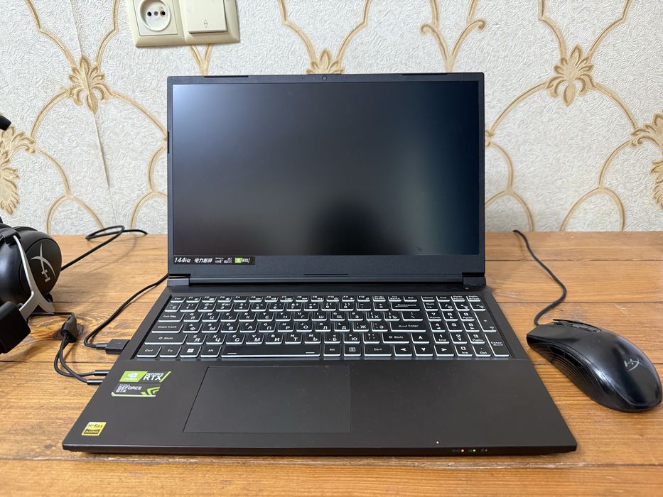 Продам игровой ноутбук