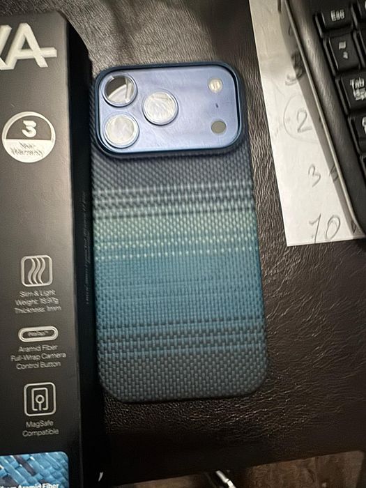 Husa originala ultraslim Pitaka iPhone 17 Pro