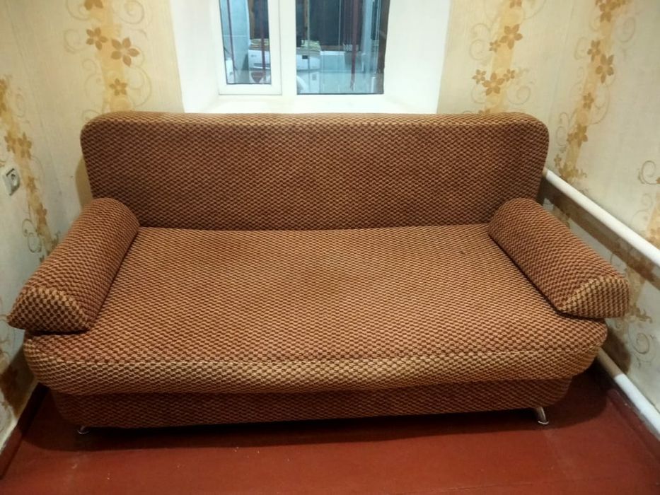 Продаю диван! Продаю!