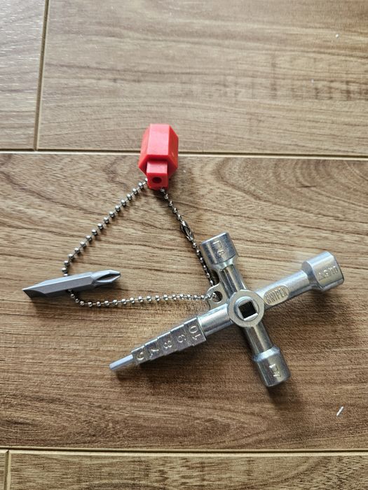 Cheie Profesionala Profi-Key KNIPEX 00 11 04