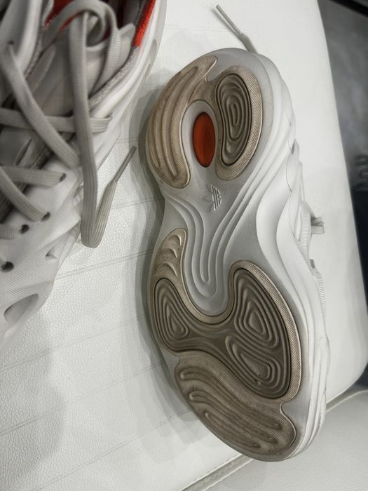 Adidas обувки чисто нови