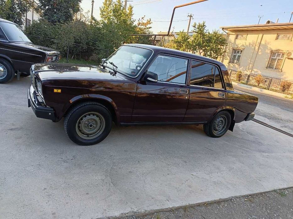 Mashina Vaz 2107