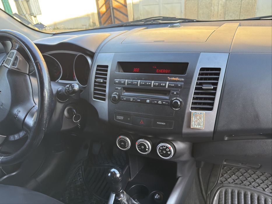 Mitsubishi outlander 2.0TDI