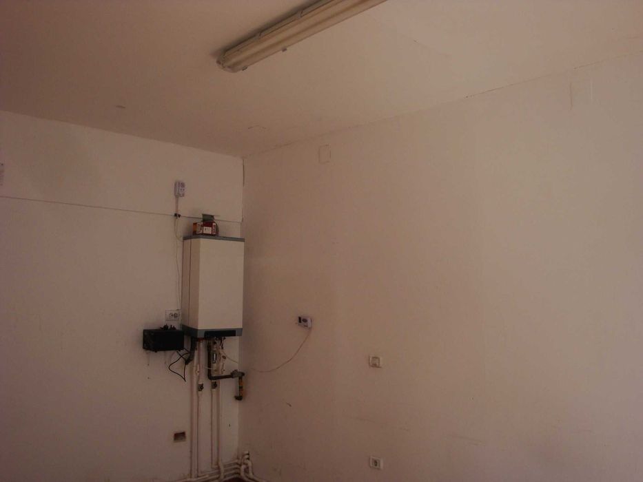 spatiu comercial pentru depozitare, servicii, comert