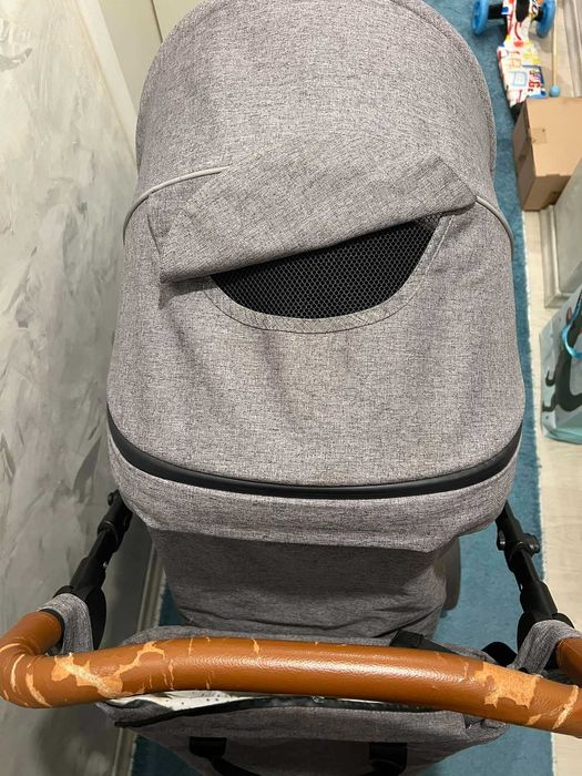 Бебешка   количка       "лорели"  LORELLI