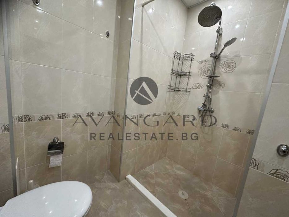 Продава се Двустаен апартамент в Пловдив, Кючук Париж - 70 кв.м за 1643 €/кв.м - Снимка #9