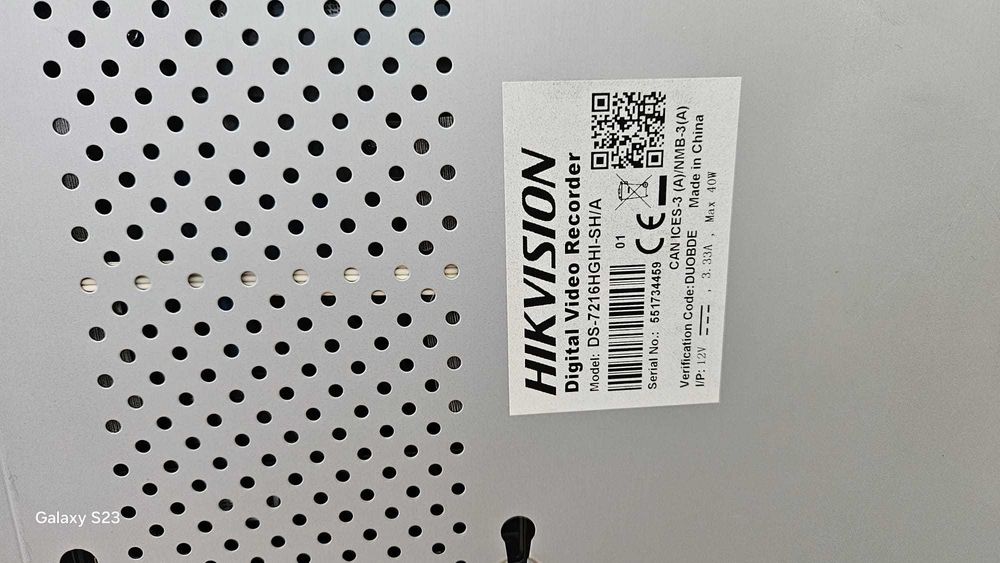 NVR Hikvision DS-7216HGHI hibrid analog, hdtvi sau camere IP 2 TB