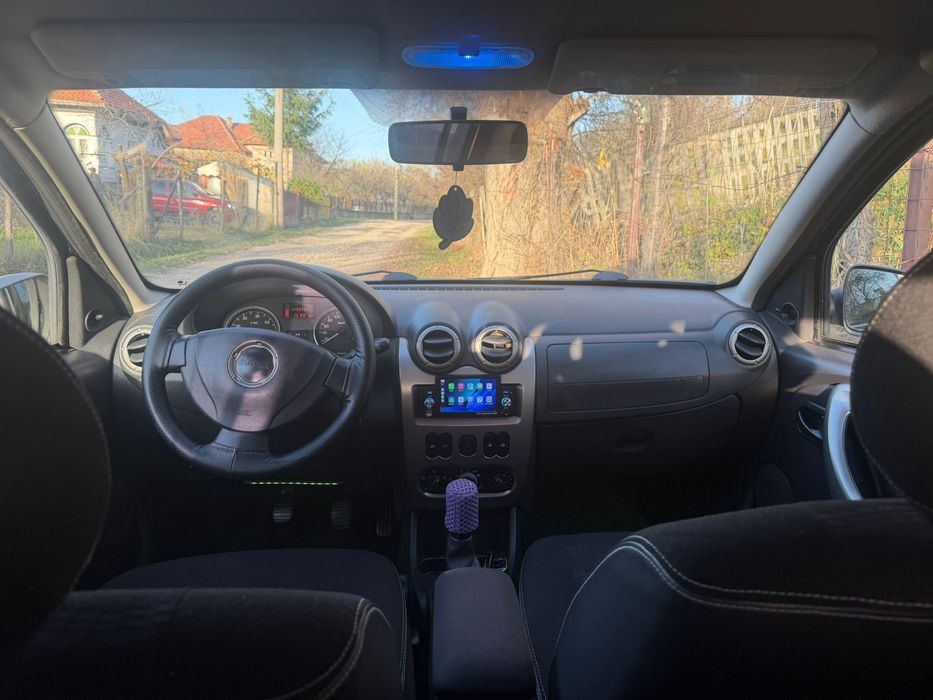 Vand sau schimb sandero stepway