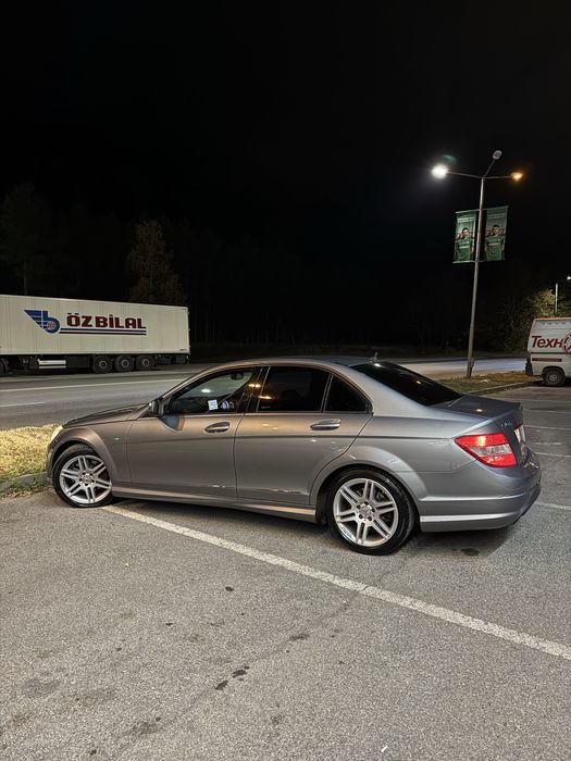 Mercedes C280/300 Sport AMG line 3.0 V6 бензин/газ 231 к.с.