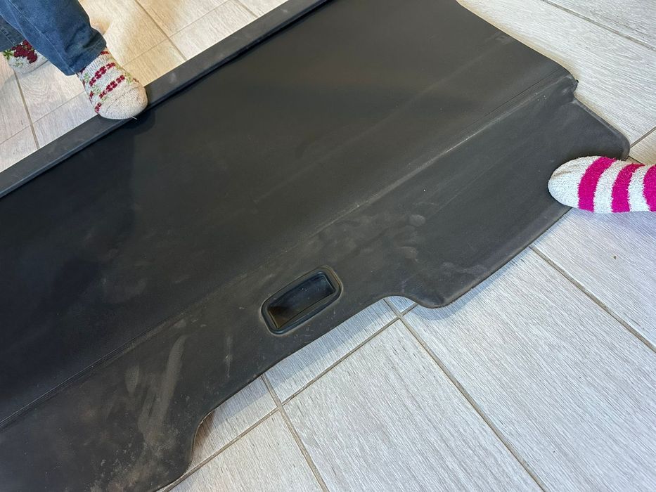 Продам шторку багажника