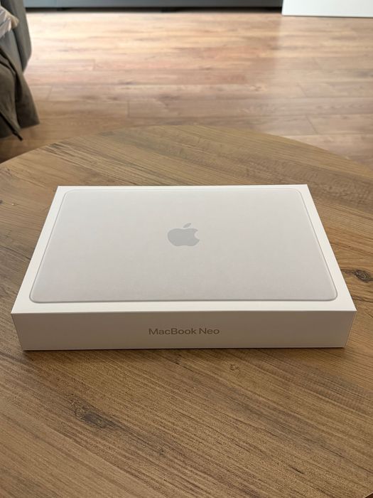 MacBook Neo / 512GB / НЕРАЗПЕЧАТАН