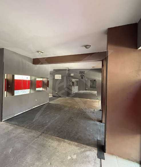 Продава се търговско помещение в Кючул Париж! 100333