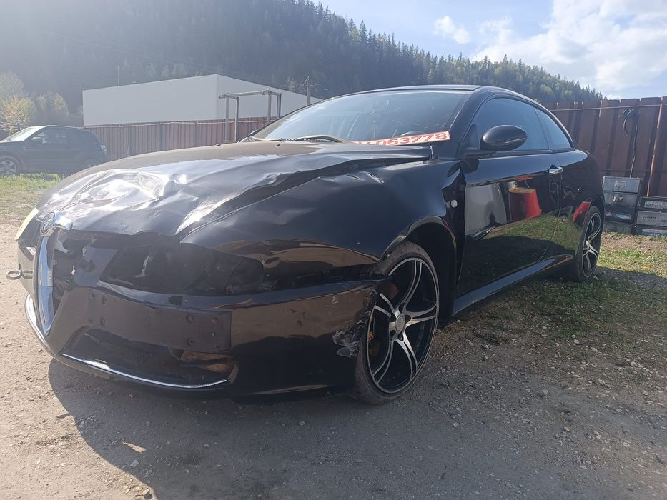 Vând doua Alfa Romeo GT