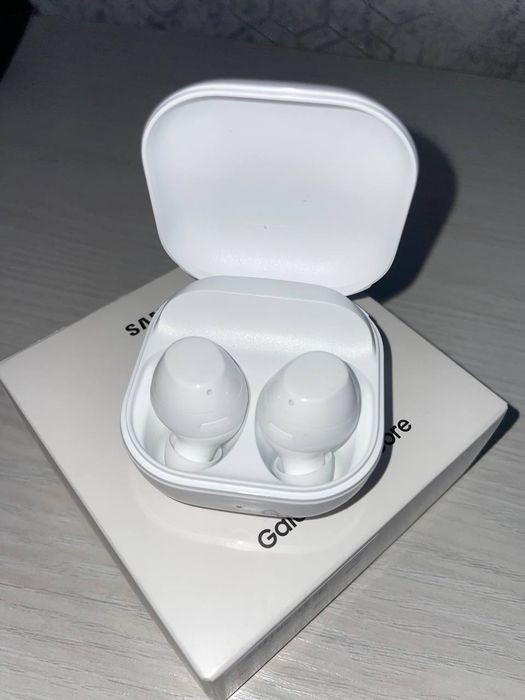 Наушник Samsung galaxy buds core