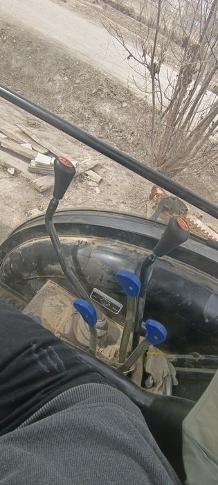 Mini taraktor halati ideal hamma yeri ishlab duribdi