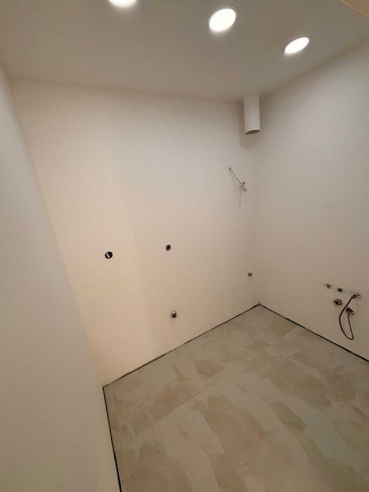 Продава се Двустаен апартамент в София, Център - 60 кв.м за 2334 €/кв.м - Снимка #2