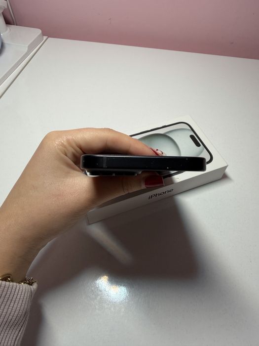 Iphone 15 черен