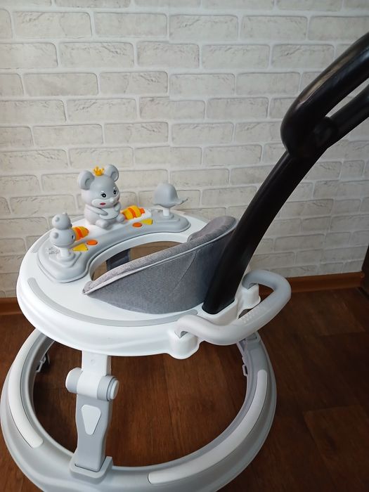 Продам ходунки детские