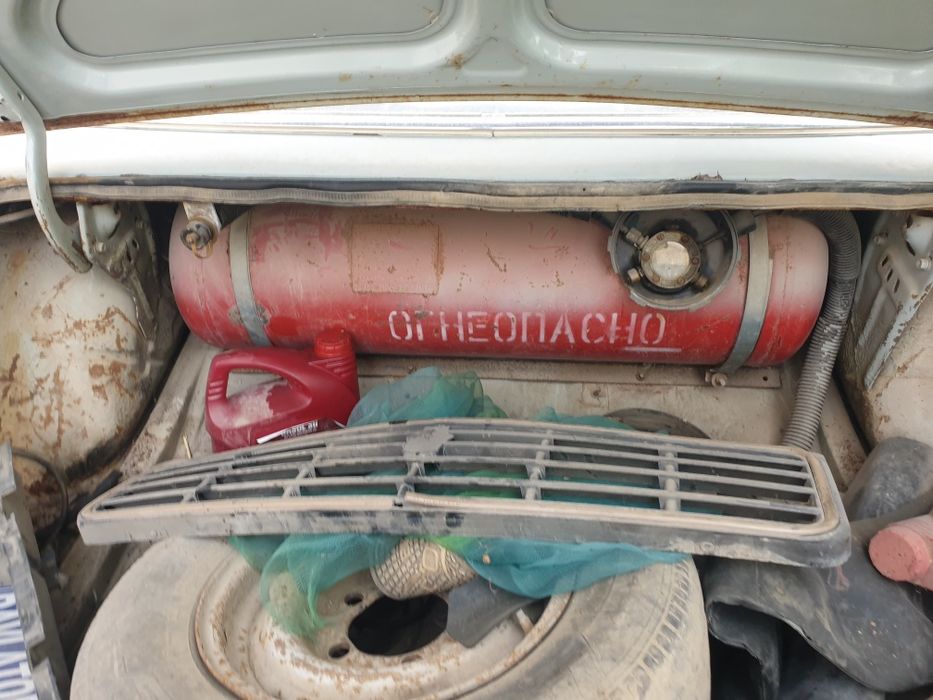 Волга 3102 сотилади