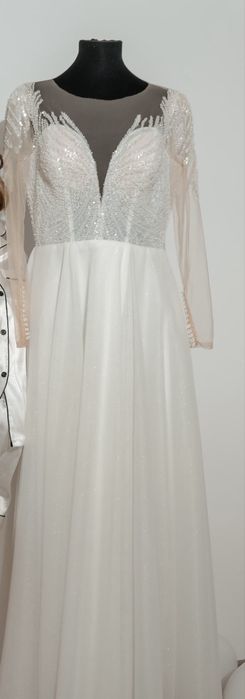 Vand rochie de mireasa