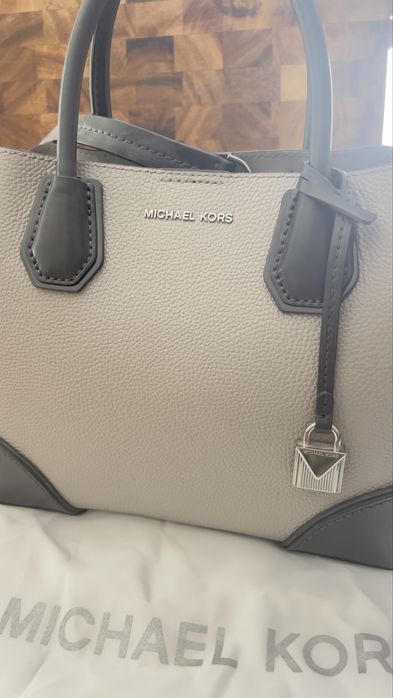 Geantă Michael Kors – Nouă, Originală, Neutilizată