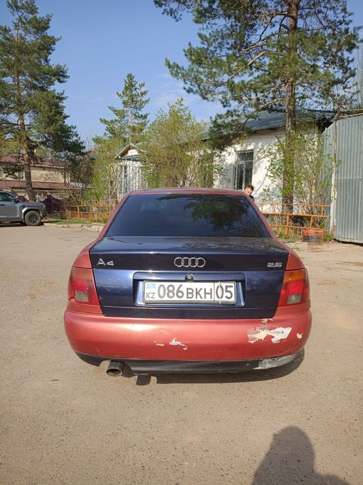 Ауди а4 продам  срочно