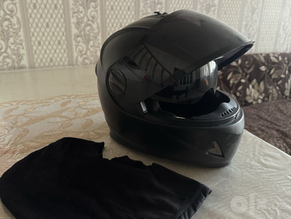 Продается шлем Shlem Sport Bike H2R R1 Hp4 покупали в Германии