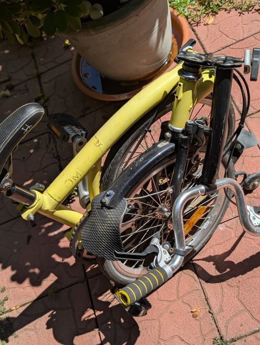 Bicicletă Brompton trei viteze