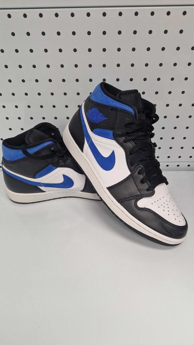 Оригинални мъжки маратонки- Nike Air Jordan 1 Mid