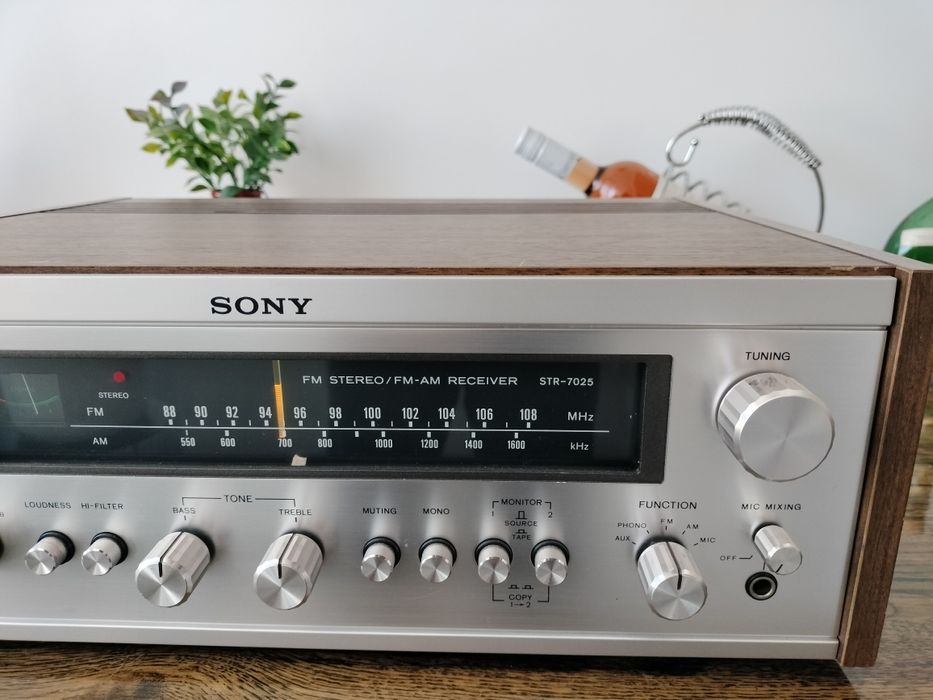 Receiver Sony STR 7025