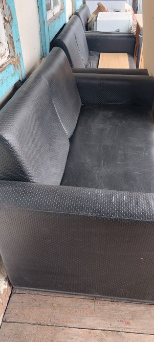 Продам диваны  б/у