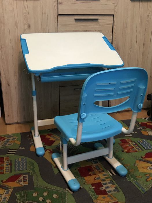 Set birou pentru copii reglabil pe înălțime