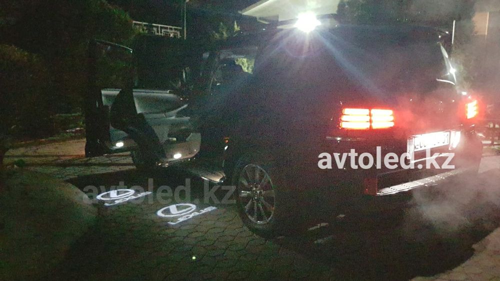 Подсветка дверей Мерседес лого w212 w213 w205 подарок мужчине авто LED