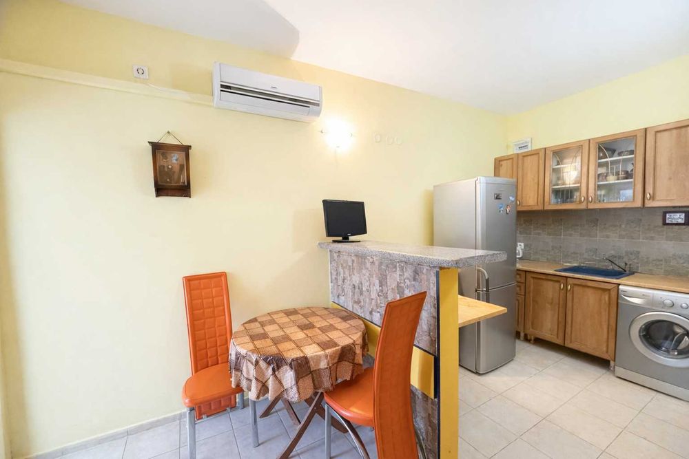 Продава се Двустаен апартамент в к.к. Слънчев бряг - 56 кв.м за 519 €/кв.м - Снимка #4