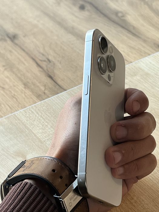 продам Айфон 15pro 256GB