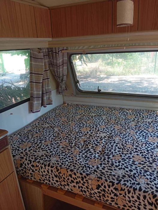 Каравана за къмпинг