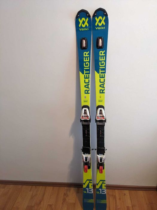 Schiuri Volkl Race Tiger World Cup