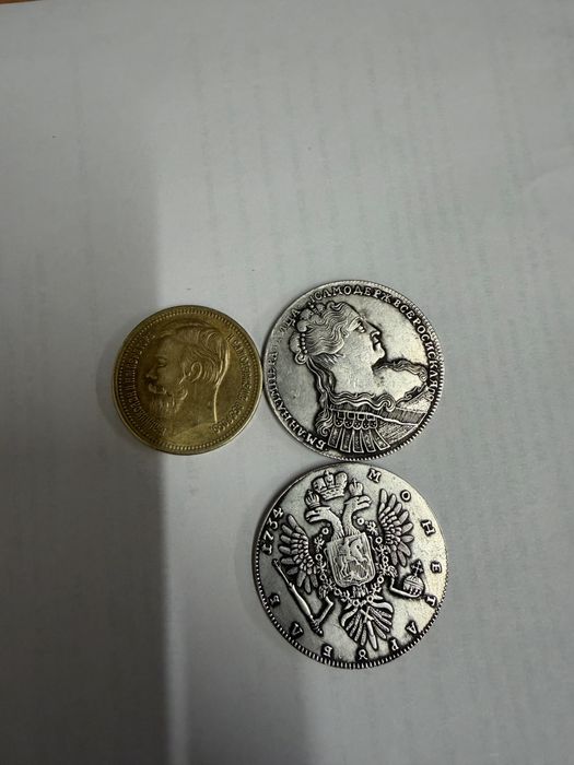 Продам монеты серебро позолота