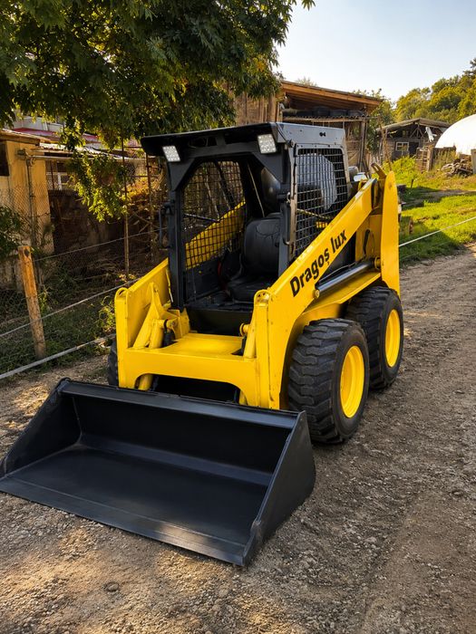 Inchiriez bobcat/inchiriez miniexcavator-bragadiru-clinceni-domnesti-mihailesti-magurele-nisip-balast-piatra-piatra decorativa