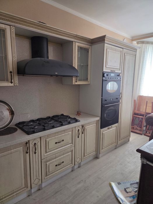 Продам кухонный гарнитур