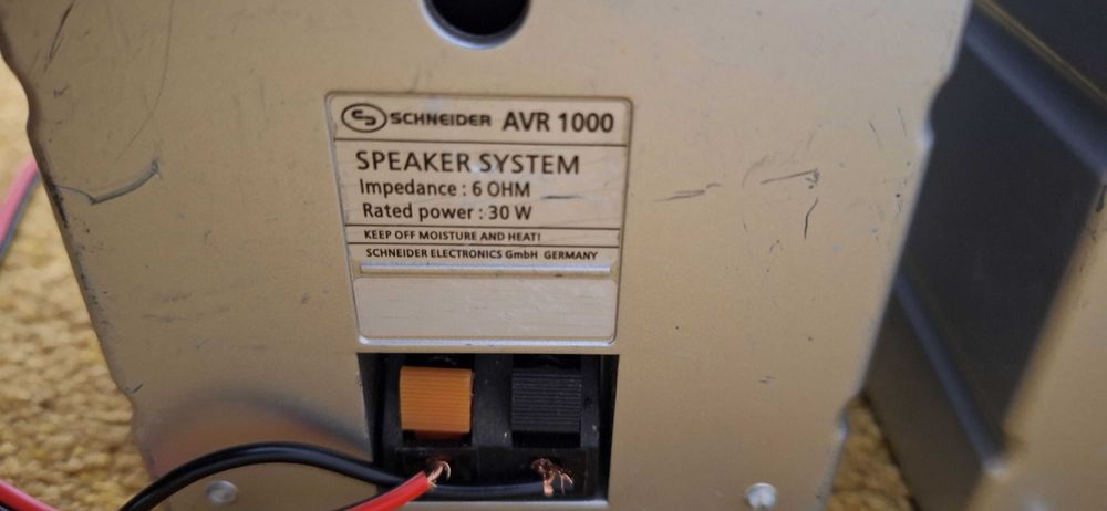 Pereche boxe satelit Schneider AVR 1000 – 30W / 6 Ohm